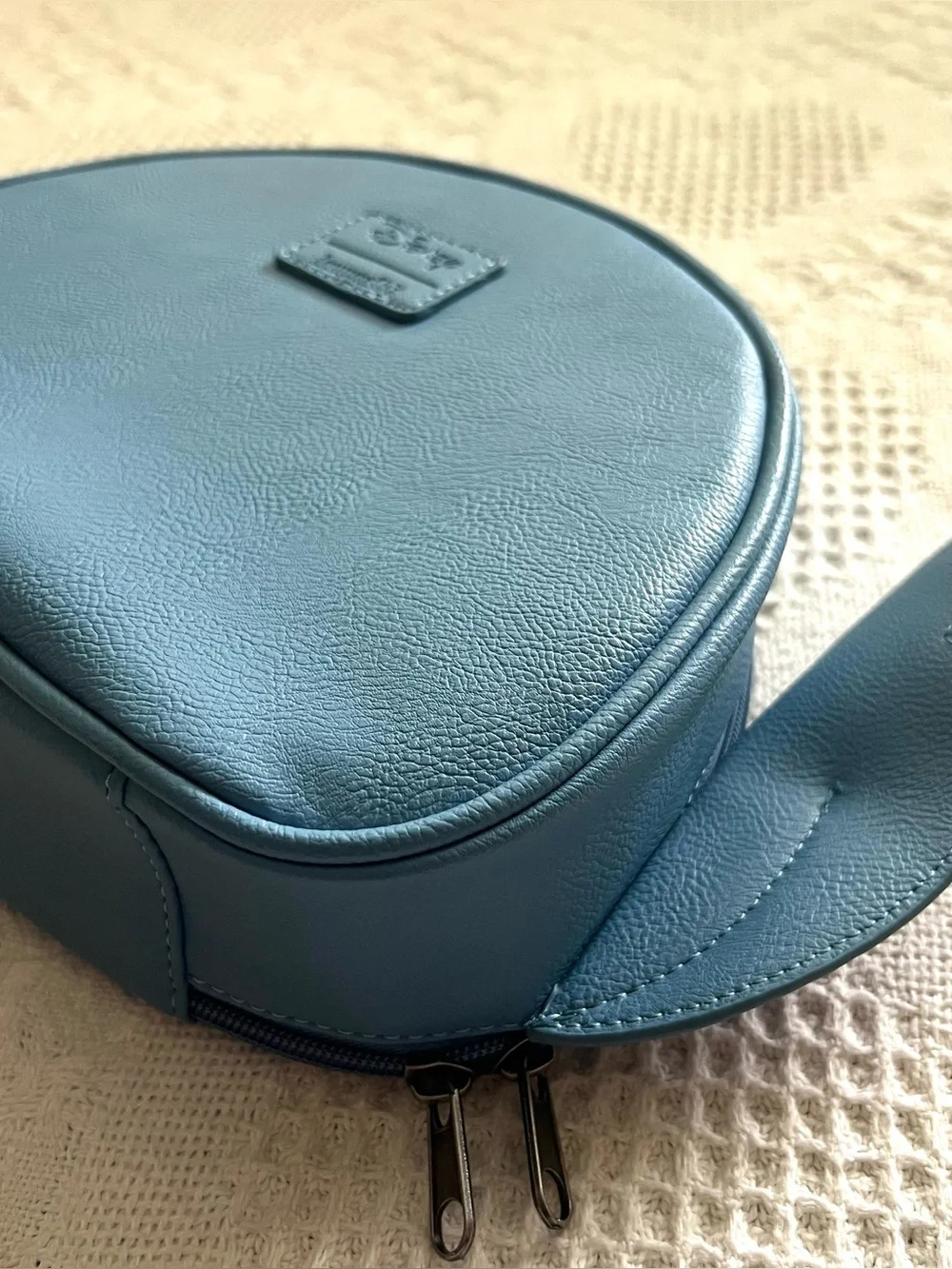 Disney Loungefly Stitch Head Figural Lunchbox Insulated Easy Clean